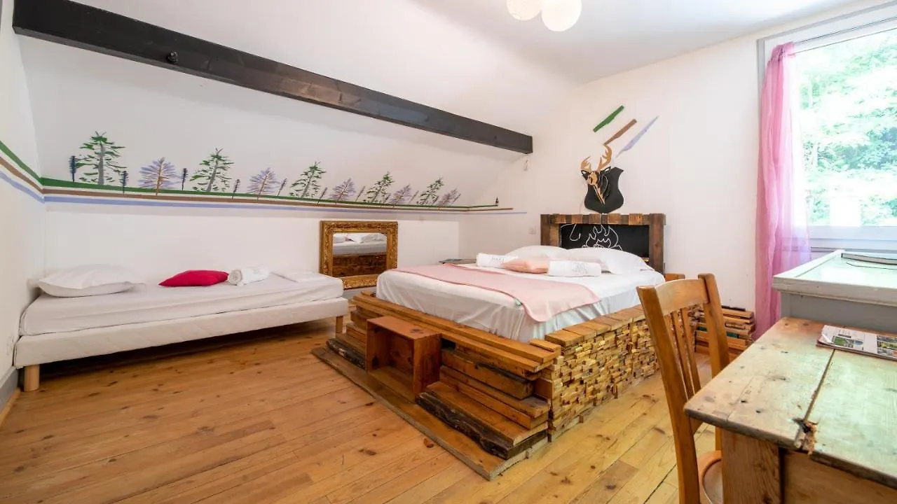 Hotel Mamie Jane co-munity à Aix-les-Bains