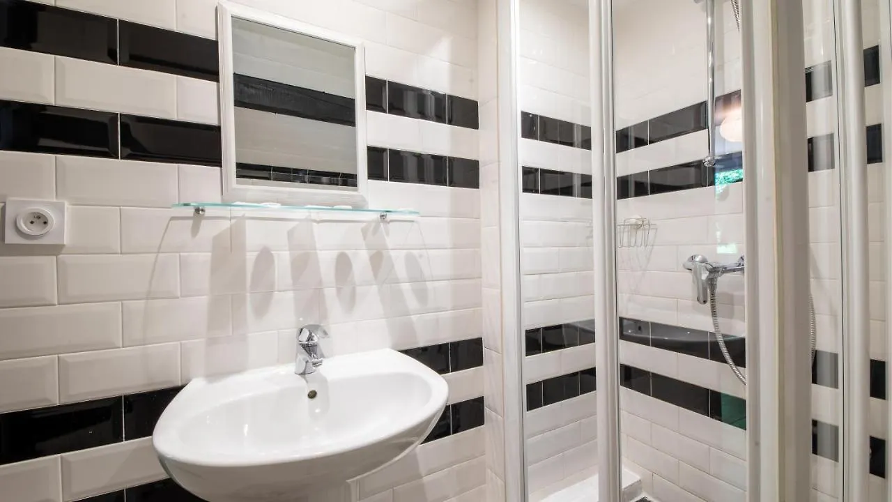 Hotel Mamie Jane co-munity à Aix-les-Bains 3*,  France
